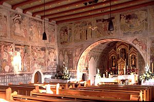gotische Fresken in St. Nikolaus